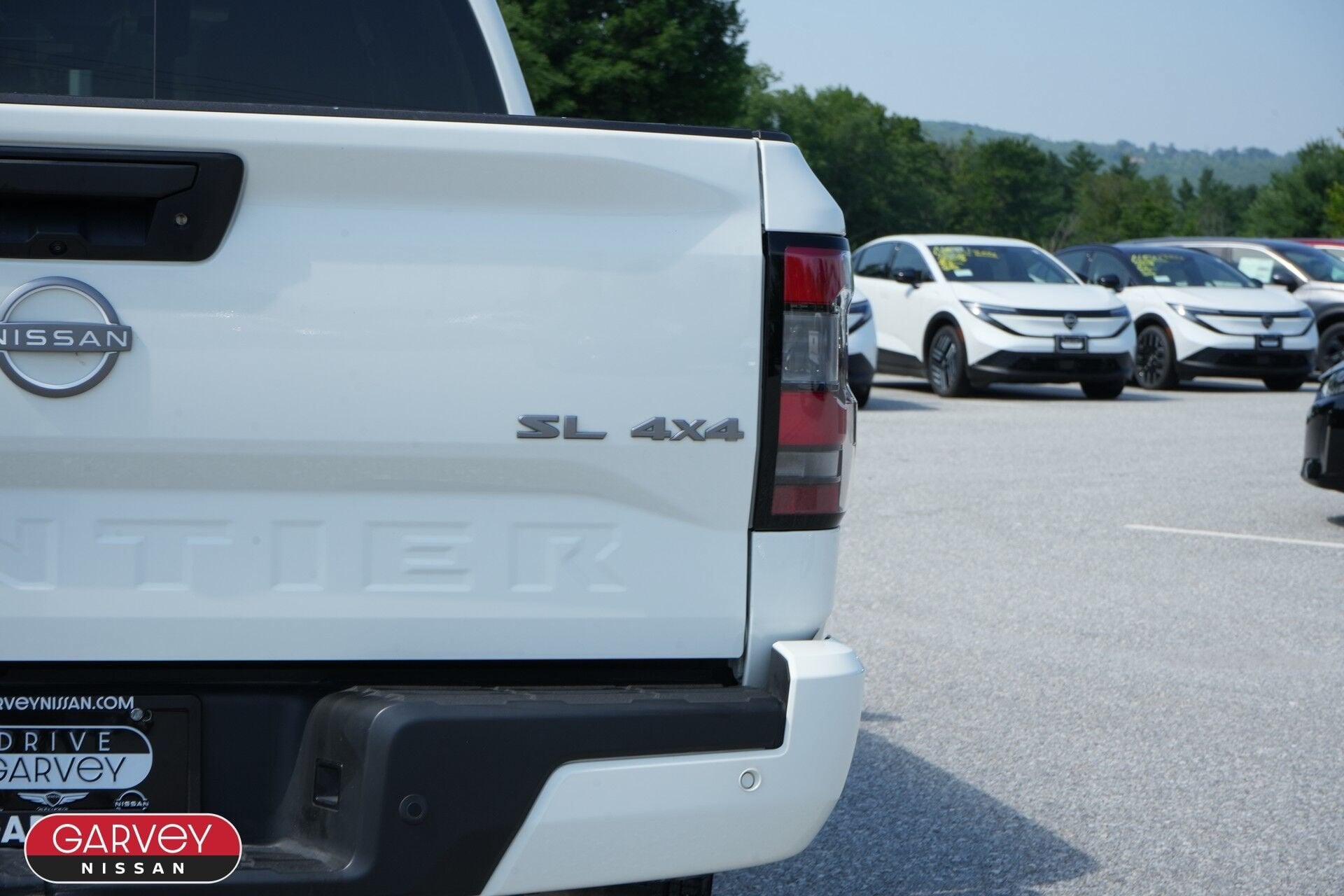 2024 Nissan Frontier SL