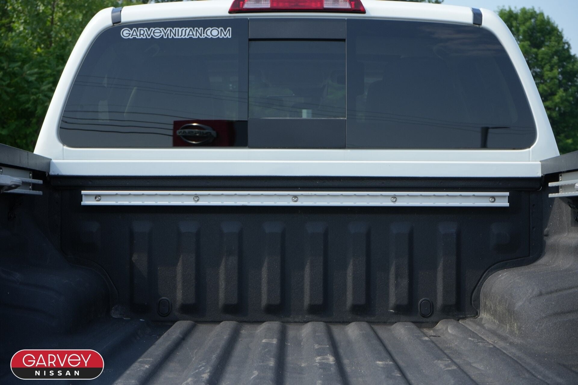 2024 Nissan Frontier SL