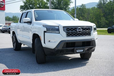 2024 Nissan Frontier SL