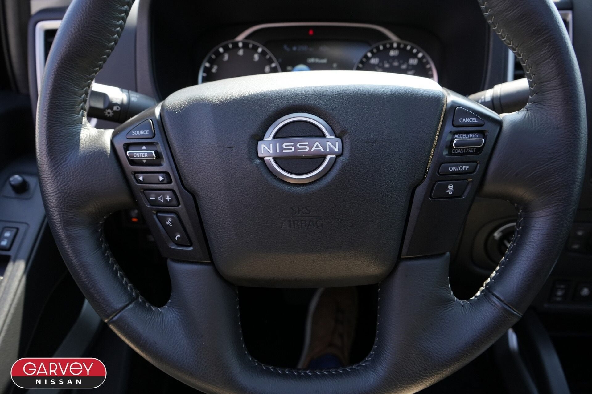 2024 Nissan Frontier SL