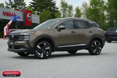 2025 Nissan Kicks SR