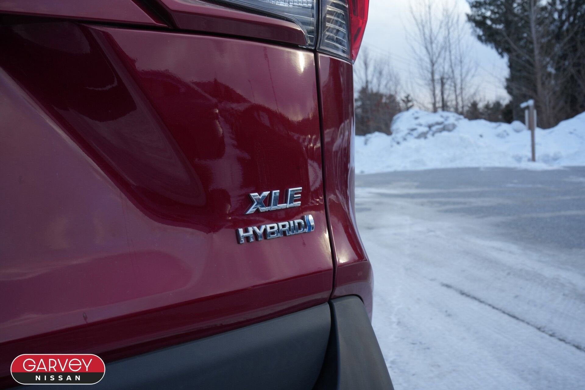 2022 Toyota RAV4 Hybrid XLE