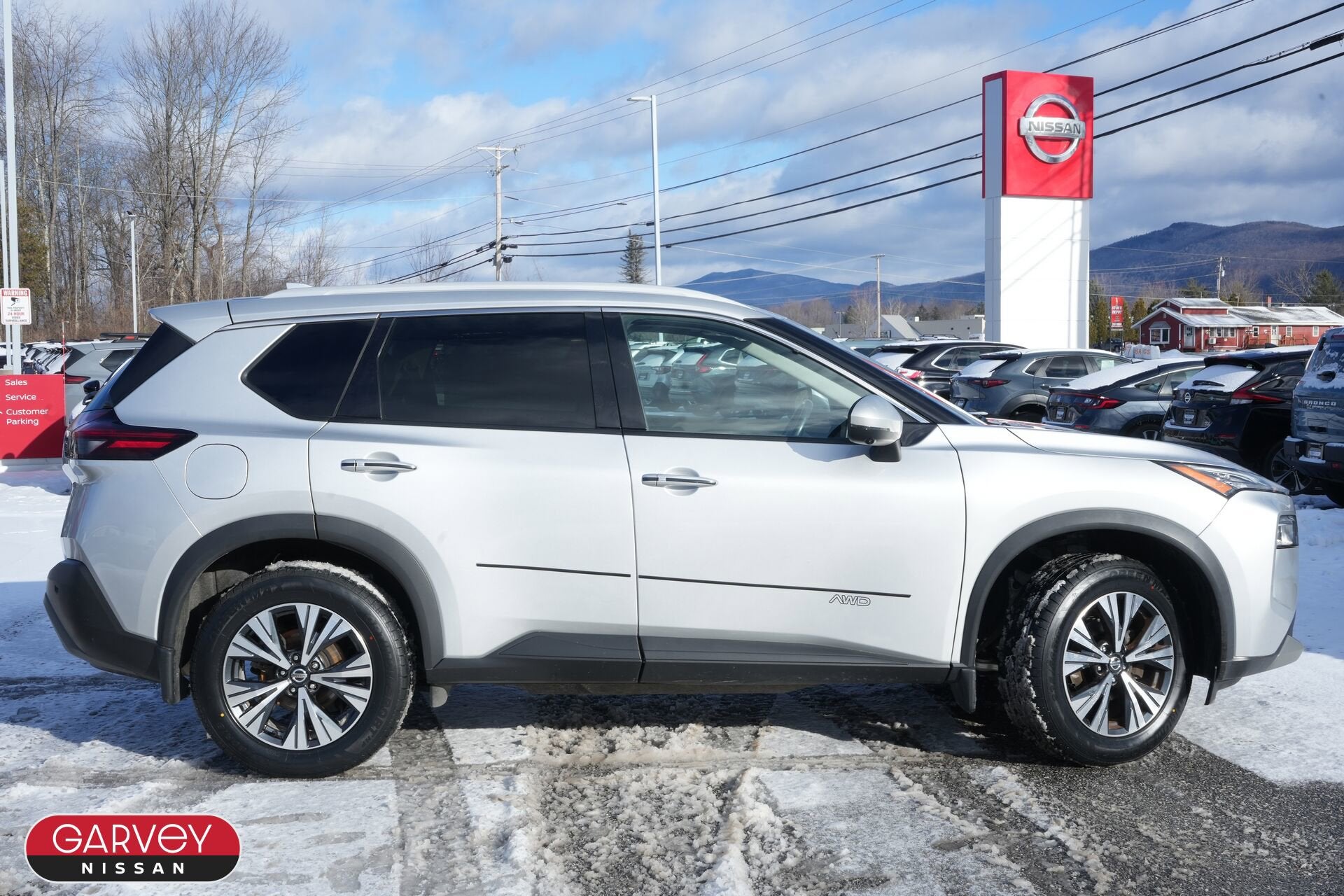 2021 Nissan Rogue SV