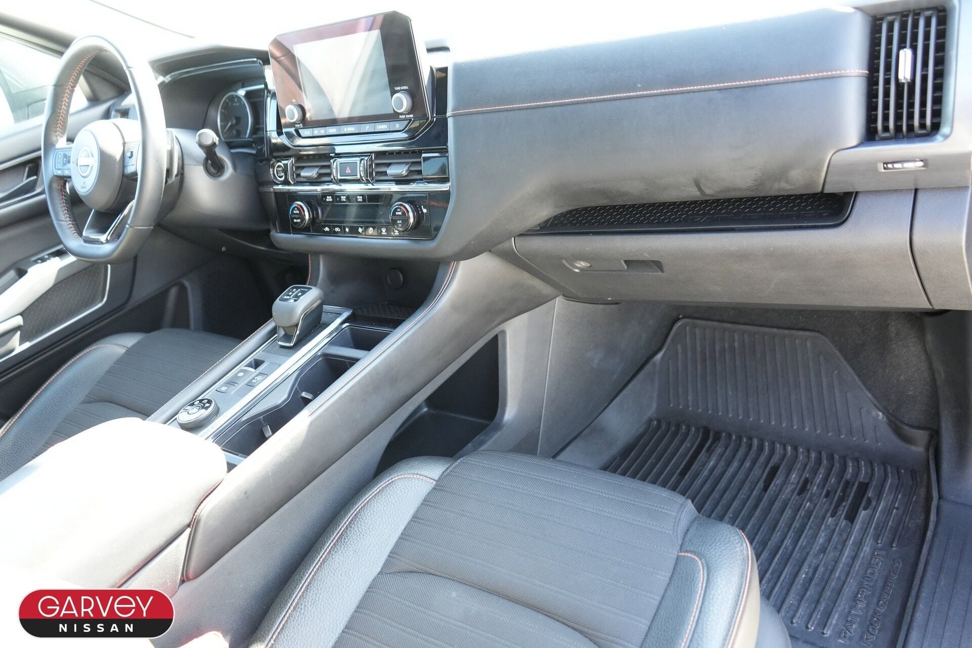 2024 Nissan Pathfinder Rock Creek®