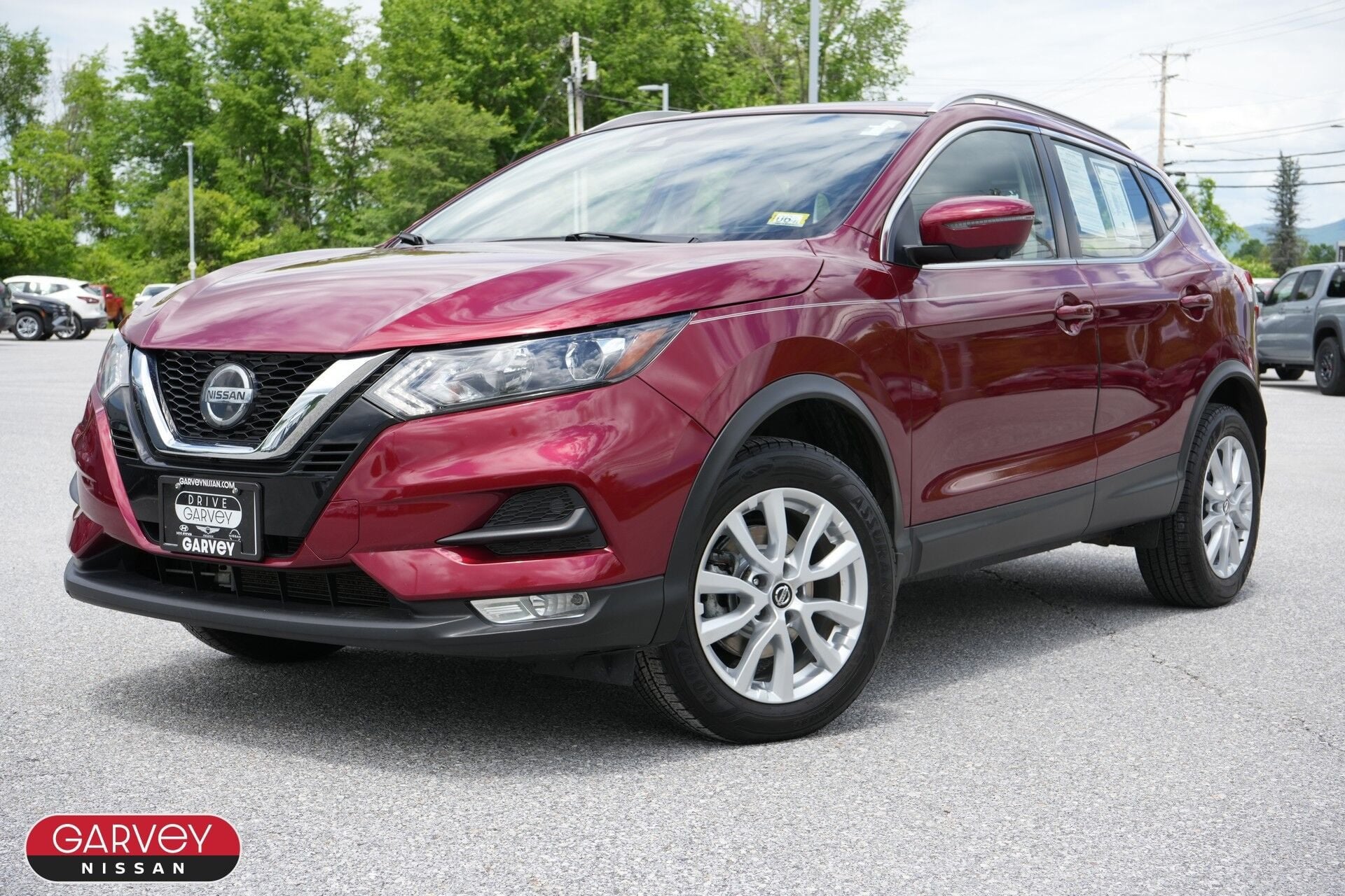 2022 Nissan Rogue Sport SV