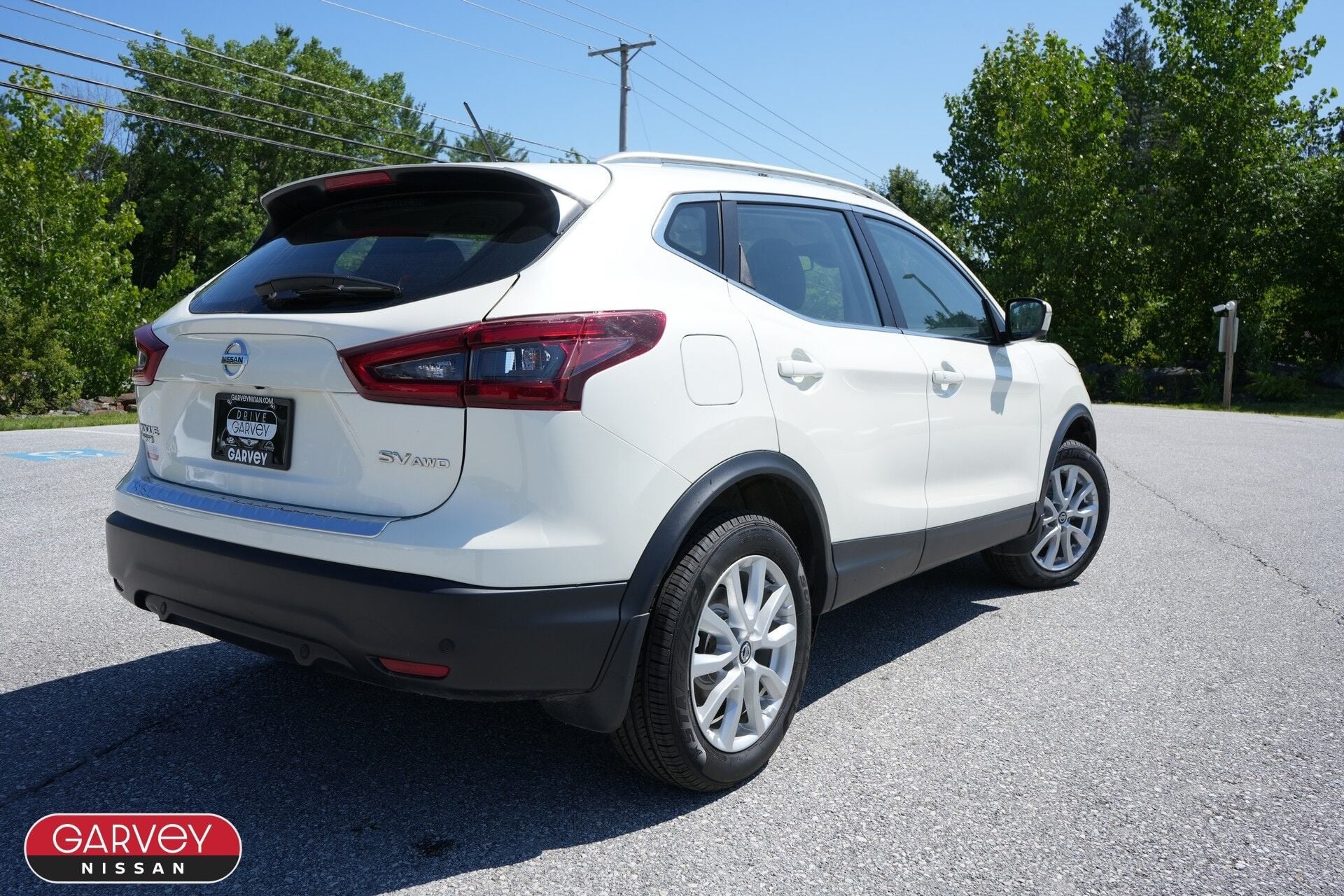 2022 Nissan Rogue Sport SV