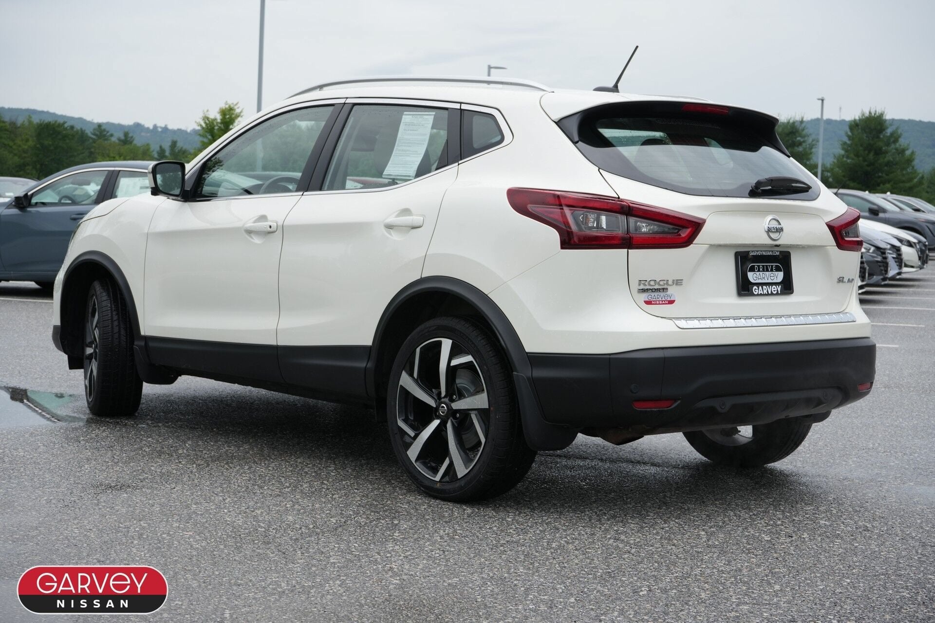 2022 Nissan Rogue Sport SL