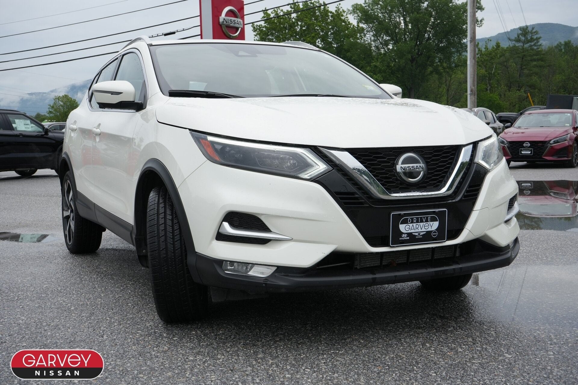 2022 Nissan Rogue Sport SL